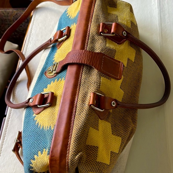 its in the bag Handbags - Aztec# motif Bag